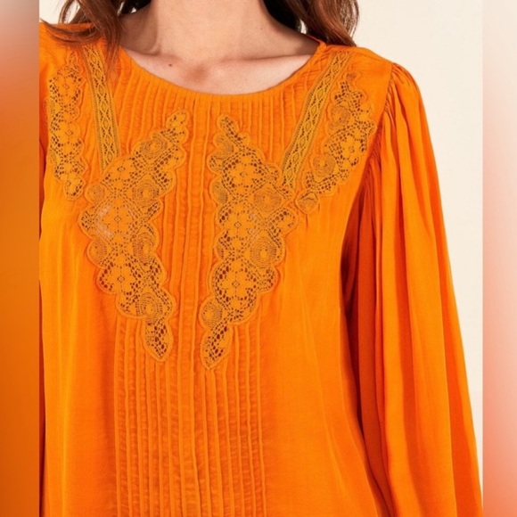 Farm Rio ORANGE LACE BLOUSE - Picture 3 of 6